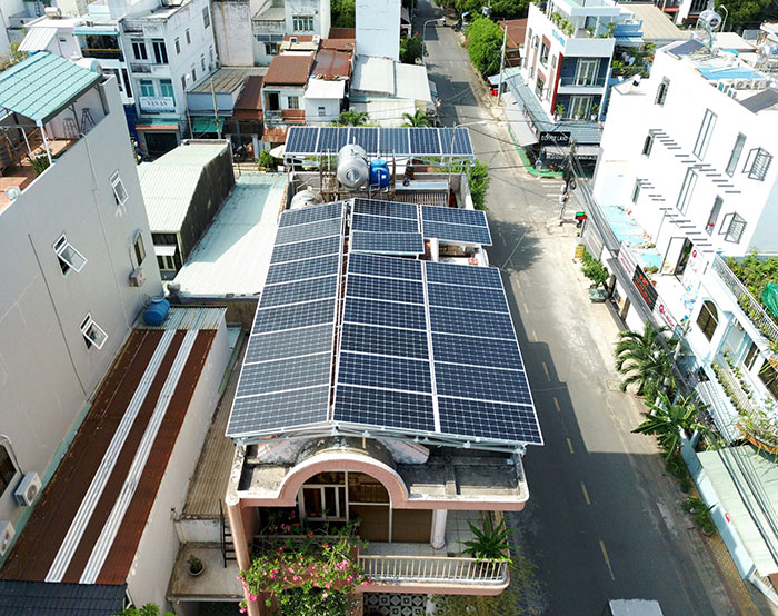 Hệ thống hòa lưới áp mái 12KW tại Bình Dương, Việt Nam